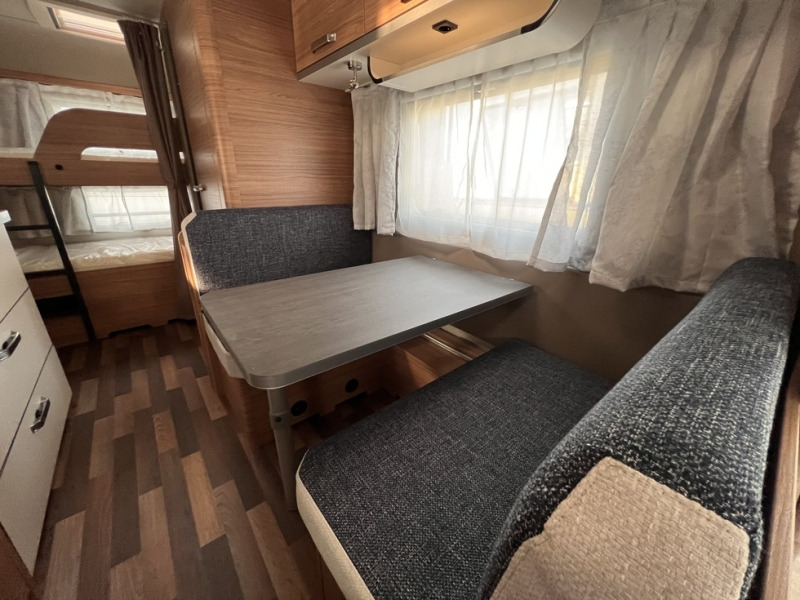 Weinsberg CaraOne 480 QDK - Çekme karavan: fotoğraf 5 Weinsberg CaraOne 480 QDK - Çekme karavan: fotoğraf 5