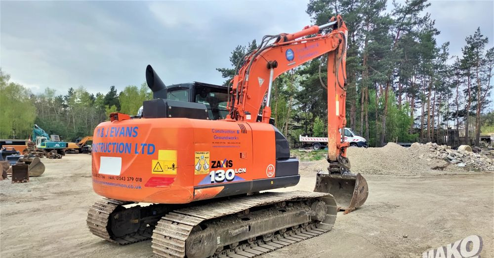 Hitachi ZX130 LCN-6 - Paletli ekskavatör: fotoğraf 4 Hitachi ZX130 LCN-6 - Paletli ekskavatör: fotoğraf 4