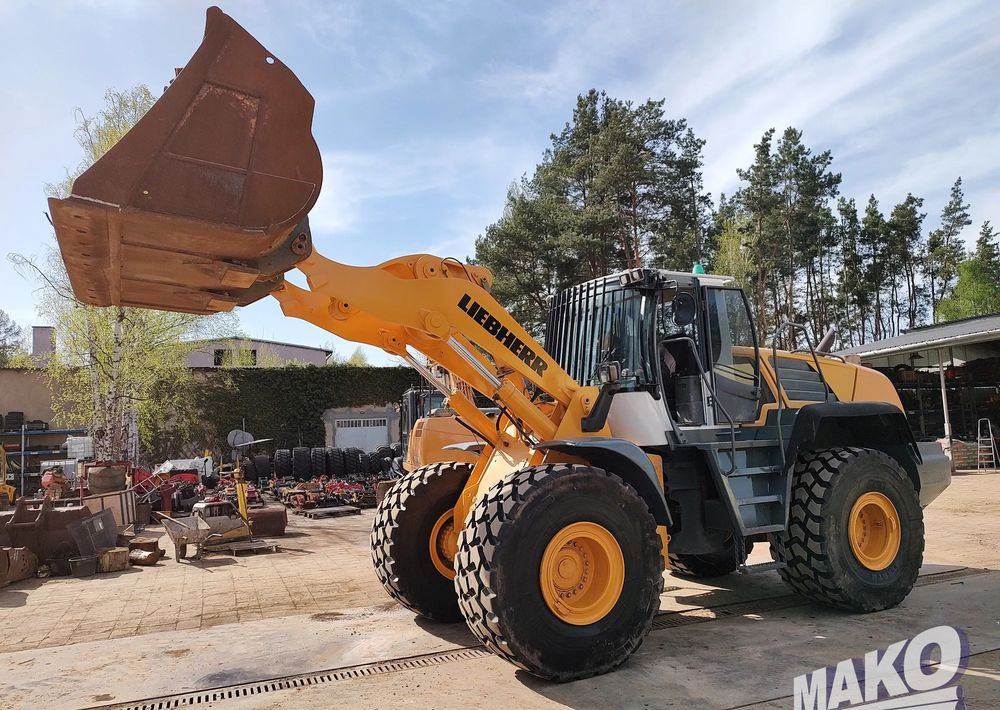 Liebherr L576 - Tekerlekli yükleyici: fotoğraf 1 Liebherr L576 - Tekerlekli yükleyici: fotoğraf 1