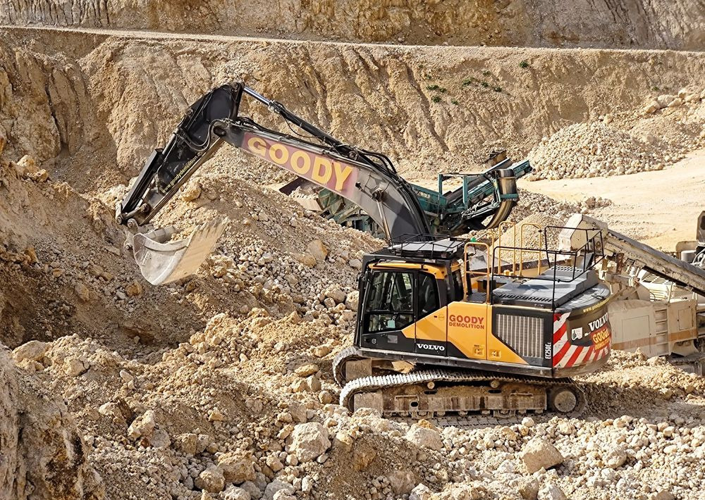 Volvo EC 250 EL - Paletli ekskavatör: fotoğraf 1 Volvo EC 250 EL - Paletli ekskavatör: fotoğraf 1