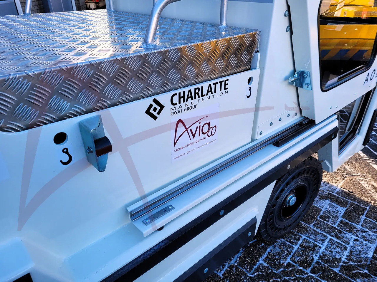 CHARLATTE T135 EVO - Bagaj traktörü: fotoğraf 4 CHARLATTE T135 EVO - Bagaj traktörü: fotoğraf 4