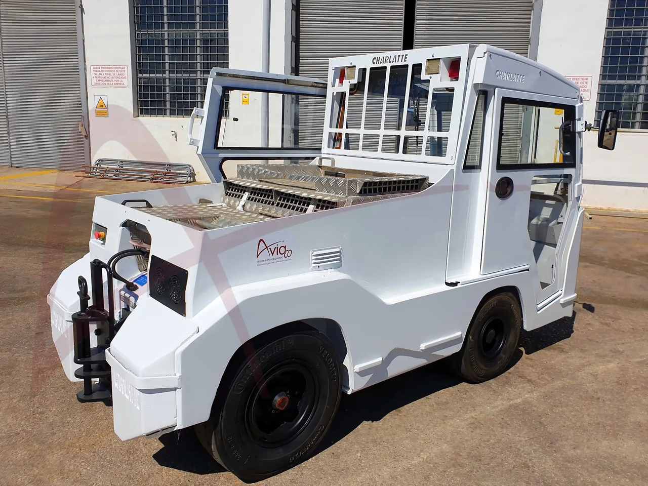 CHARLATTE TE.225 - Bagaj traktörü: fotoğraf 2 CHARLATTE TE.225 - Bagaj traktörü: fotoğraf 2