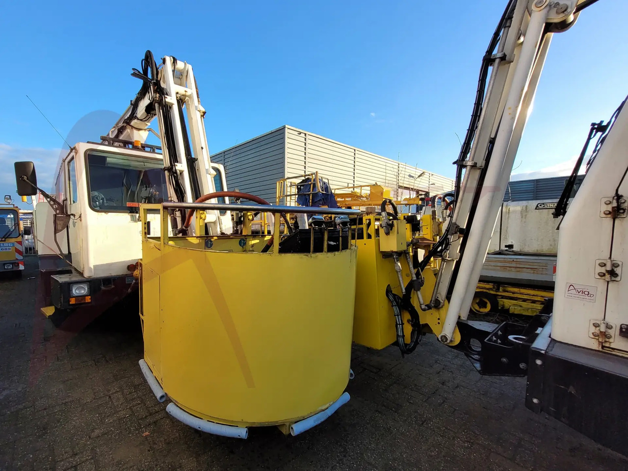 FMC TEMPEST 2 - Uçak buz çözme aracı: fotoğraf 3 FMC TEMPEST 2 - Uçak buz çözme aracı: fotoğraf 3