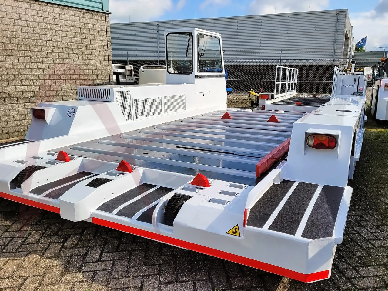 MULAG PULSAR 7L - Havaalanı ekipmanları: fotoğraf 2 MULAG PULSAR 7L - Havaalanı ekipmanları: fotoğraf 2