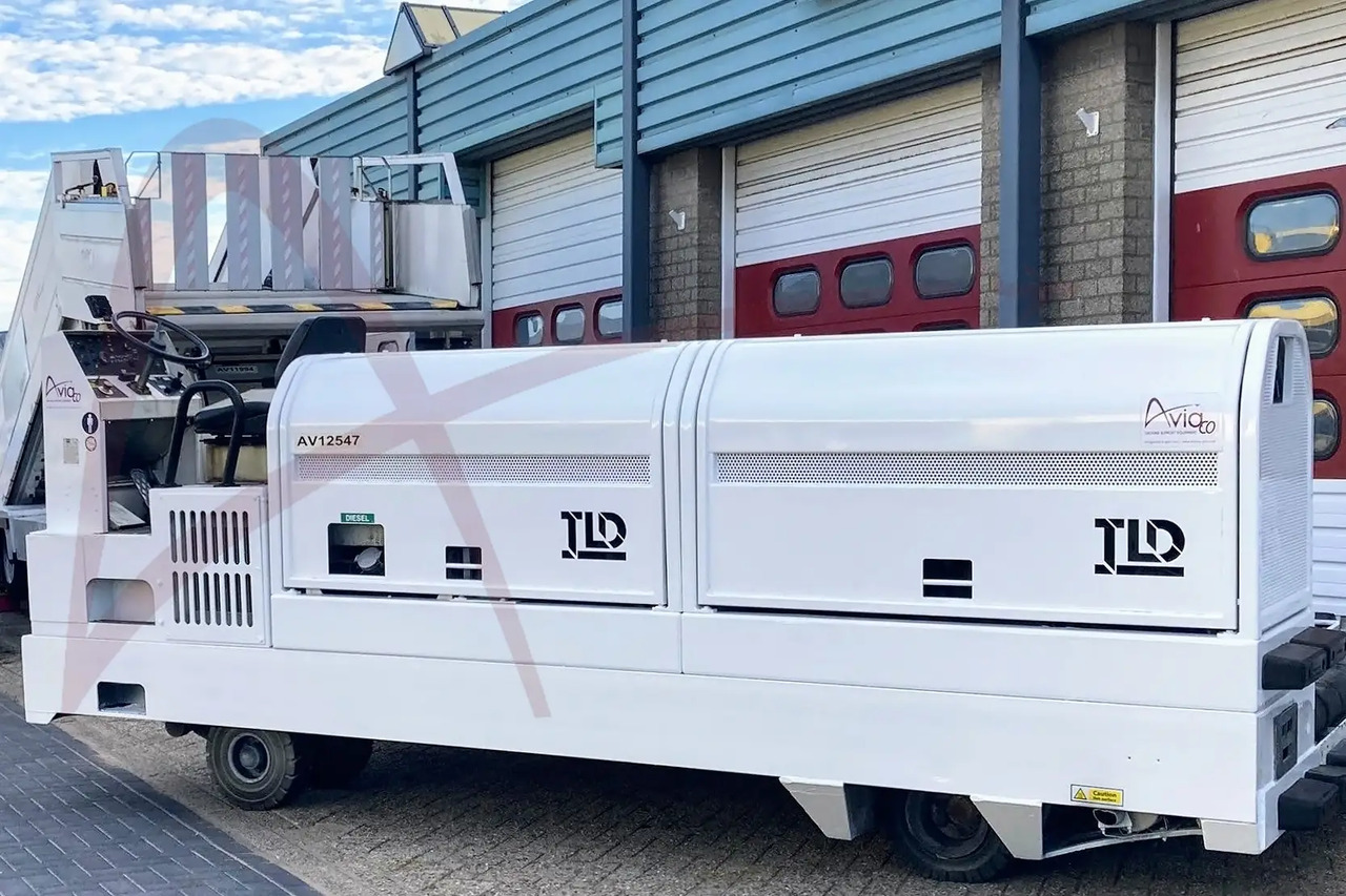 TLD TF10 FTC - Havaalanı ekipmanları: fotoğraf 2 TLD TF10 FTC - Havaalanı ekipmanları: fotoğraf 2