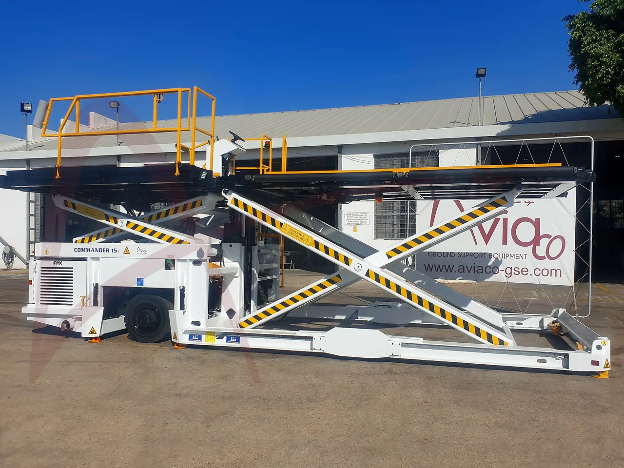 JBT AEROTECH COMMANDER 15iS - Konteyner/ Palet yükleyici: fotoğraf 2 JBT AEROTECH COMMANDER 15iS - Konteyner/ Palet yükleyici: fotoğraf 2