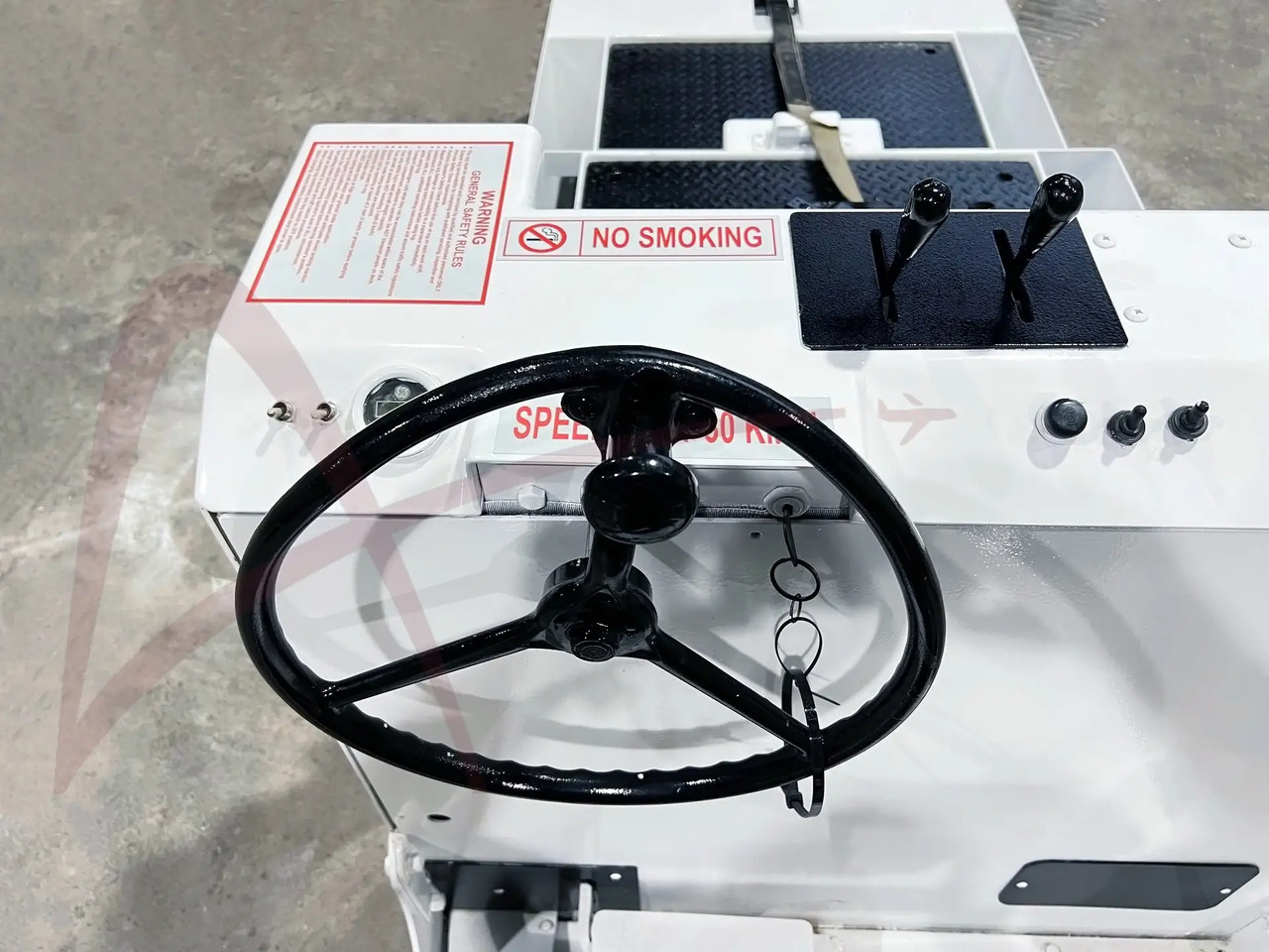 LEKTRO AP8600 - Pushback araçı: fotoğraf 3 LEKTRO AP8600 - Pushback araçı: fotoğraf 3