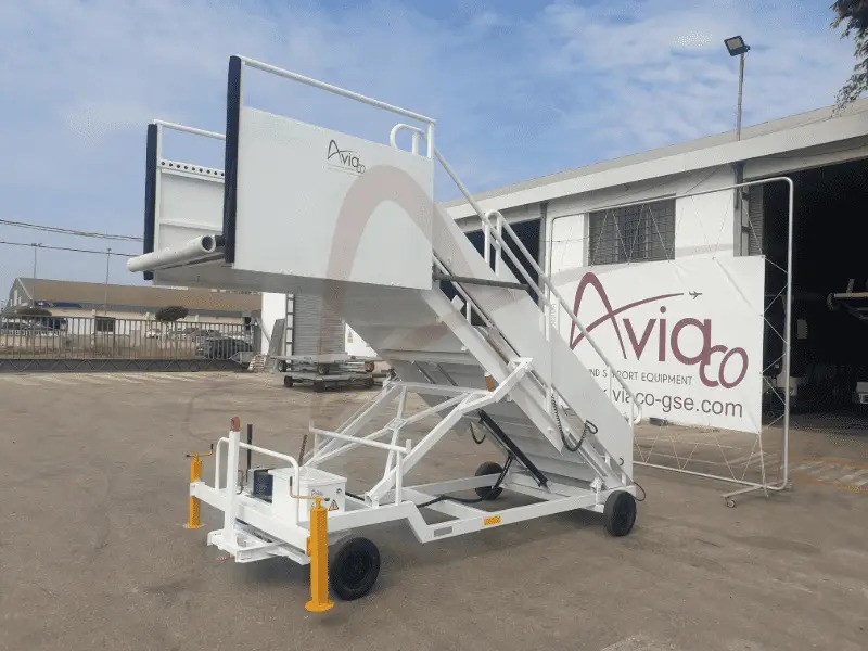 SERPISTA EHR-10A - Uçak merdiveni: fotoğraf 2 SERPISTA EHR-10A - Uçak merdiveni: fotoğraf 2