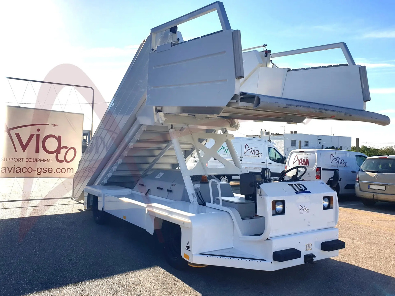 TLD ABS-580 - Uçak merdiveni: fotoğraf 2 TLD ABS-580 - Uçak merdiveni: fotoğraf 2