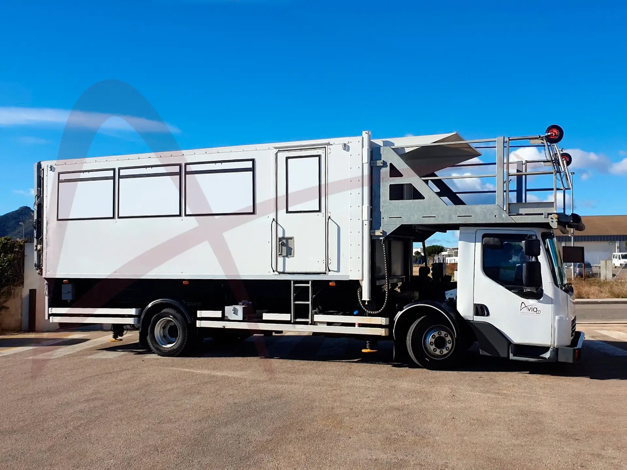 TLD CHTP GM-5.9 - Ambulift araçı: fotoğraf 1 TLD CHTP GM-5.9 - Ambulift araçı: fotoğraf 1