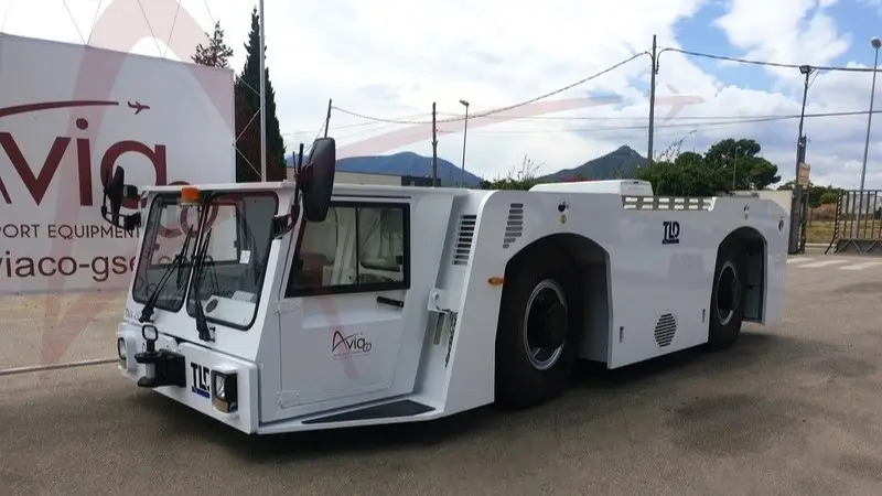 TLD TMX-450 - Pushback araçı: fotoğraf 2 TLD TMX-450 - Pushback araçı: fotoğraf 2