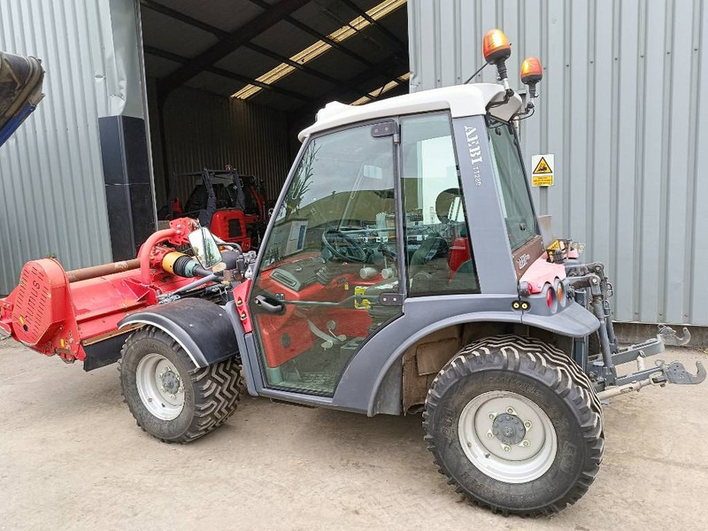 Aebi tt280 TT280 maaier mower airco werktuigdrager CE - Traktör römorku: fotoğraf 3 Aebi tt280 TT280 maaier mower airco werktuigdrager CE - Traktör römorku: fotoğraf 3