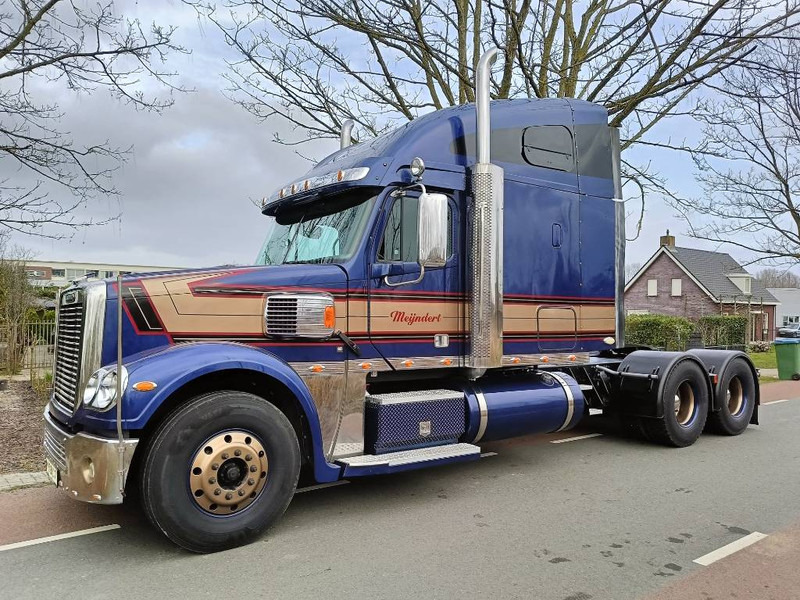 Freightliner Coronado 500 hp caterpillar truck trekker euro5 - Çekici: fotoğraf 1 Freightliner Coronado 500 hp caterpillar truck trekker euro5 - Çekici: fotoğraf 1