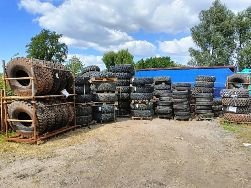 Michelin 6,50 R16 C 7,00R16 C 22/100R16 255/100R16 banden l - Lastikler ve jantlar - İş makinaları: fotoğraf 1 Michelin 6,50 R16 C 7,00R16 C 22/100R16 255/100R16 banden l - Lastikler ve jantlar - İş makinaları: fotoğraf 1