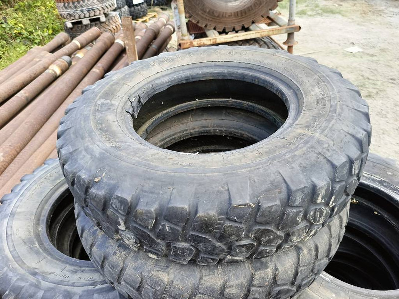 Michelin 6,50 R16 C 7,00R16 C 22/100R16 255/100R16 banden l - Lastikler ve jantlar - İş makinaları: fotoğraf 5 Michelin 6,50 R16 C 7,00R16 C 22/100R16 255/100R16 banden l - Lastikler ve jantlar - İş makinaları: fotoğraf 5