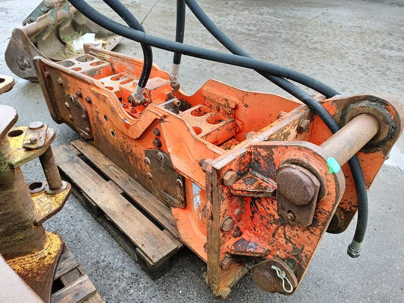 NPK E 210 GH9 hamer hammer hydraulic 18-25 ton 2000 - Hidrolik kırıcı - İş makinaları: fotoğraf 5 NPK E 210 GH9 hamer hammer hydraulic 18-25 ton 2000 - Hidrolik kırıcı - İş makinaları: fotoğraf 5