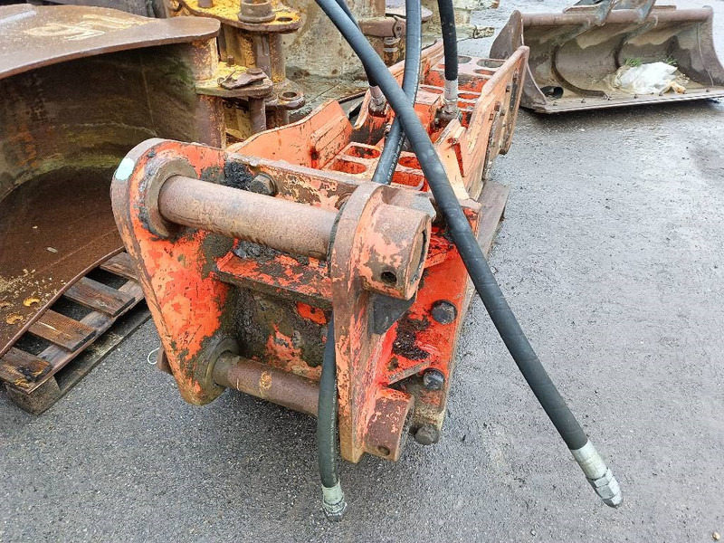 NPK E 210 GH9 hamer hammer hydraulic 18-25 ton 2000 - Hidrolik kırıcı - İş makinaları: fotoğraf 3 NPK E 210 GH9 hamer hammer hydraulic 18-25 ton 2000 - Hidrolik kırıcı - İş makinaları: fotoğraf 3