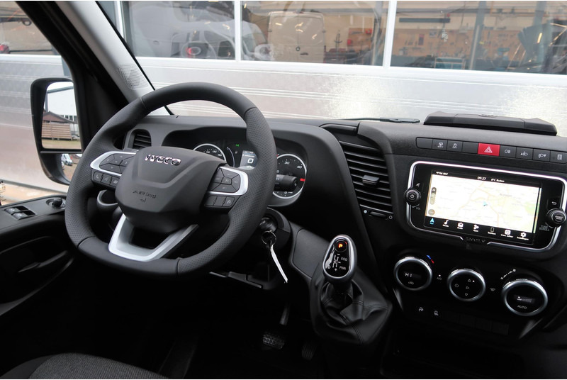 Iveco Daily 35S18HV 3.0 L2H2 BPM VRIJ/ AUT/ 2X SCHUIFDEUR/ CAMERA/ LED/ CRUISE/ CLIMA/ NAVI/ - Panelvan: fotoğraf 5 Iveco Daily 35S18HV 3.0 L2H2 BPM VRIJ/ AUT/ 2X SCHUIFDEUR/ CAMERA/ LED/ CRUISE/ CLIMA/ NAVI/ - Panelvan: fotoğraf 5