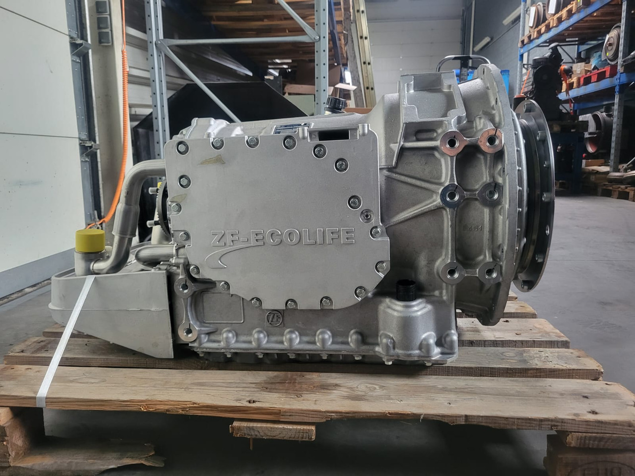 ZF 6 AP 1200B - Vites kutusu - Otobüs: fotoğraf 3 ZF 6 AP 1200B - Vites kutusu - Otobüs: fotoğraf 3