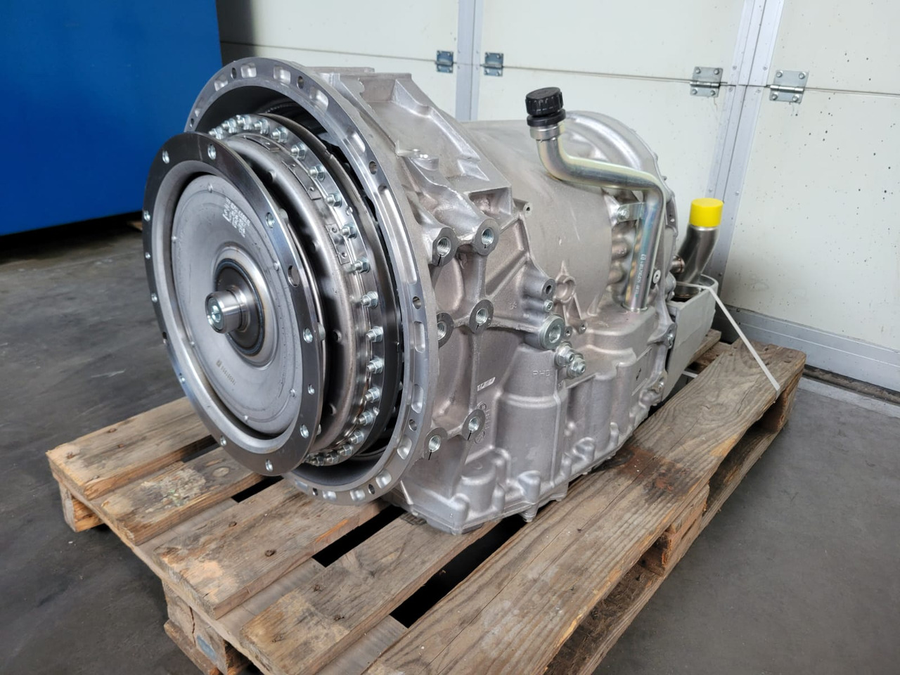 ZF 6 AP 1200B - Vites kutusu - Otobüs: fotoğraf 1 ZF 6 AP 1200B - Vites kutusu - Otobüs: fotoğraf 1