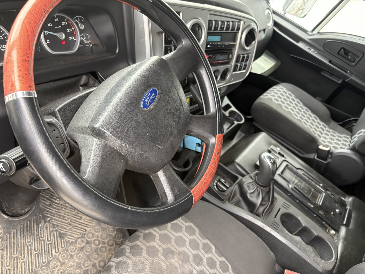 FORD 18.480 EURO6 automatic 4x2 300.000km 2unite - Çekici: fotoğraf 5 FORD 18.480 EURO6 automatic 4x2 300.000km 2unite - Çekici: fotoğraf 5