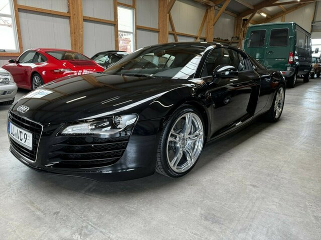 AUDI R8 4.2 FSI V8 quattro Coupé Neuzustand - Binek araba: fotoğraf 1 AUDI R8 4.2 FSI V8 quattro Coupé Neuzustand - Binek araba: fotoğraf 1
