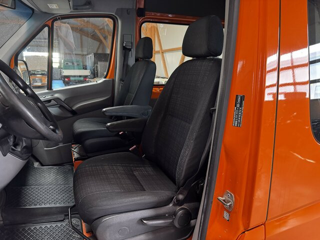 MERCEDES-BENZ Sprinter 316 CDI 4x4 Allrad 5-Sitzer... - Panelvan, Çift kabin kamyonet: fotoğraf 4 MERCEDES-BENZ Sprinter 316 CDI 4x4 Allrad 5-Sitzer... - Panelvan, Çift kabin kamyonet: fotoğraf 4