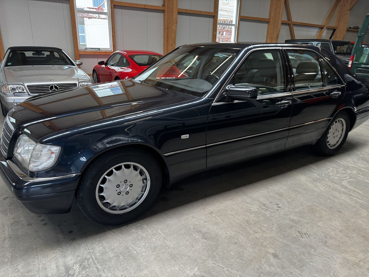 Mercedes-Benz S 320 W 140 2. Hand Scheckheft Mercedes - Sedan araba: fotoğraf 4 Mercedes-Benz S 320 W 140 2. Hand Scheckheft Mercedes - Sedan araba: fotoğraf 4