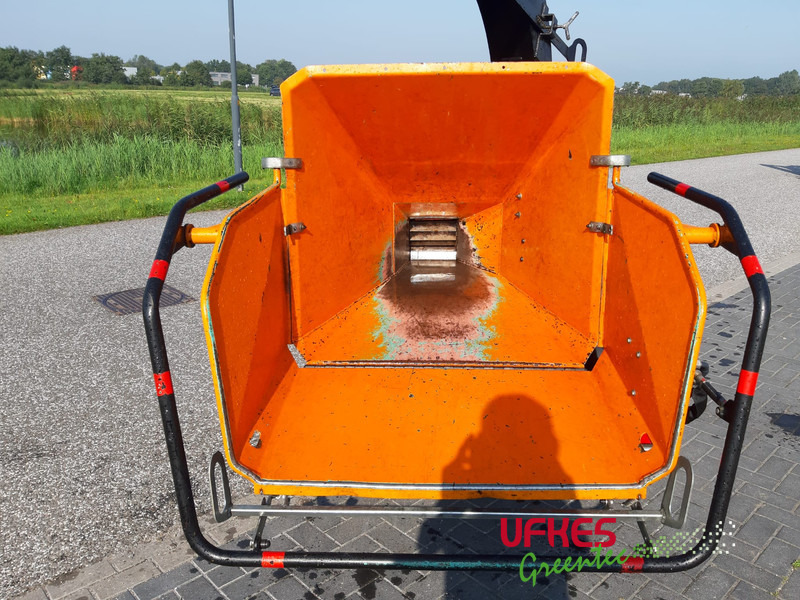 JBM 421 MX - Ağaç parçalama makinesi: fotoğraf 5 JBM 421 MX - Ağaç parçalama makinesi: fotoğraf 5