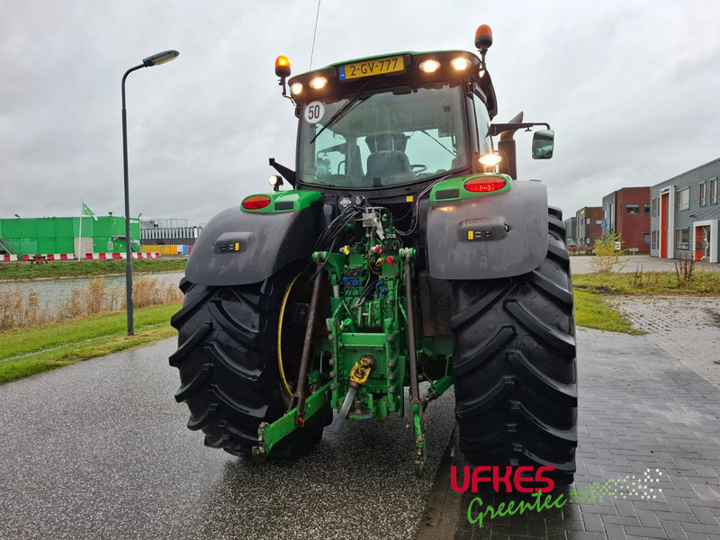 John Deere 6215 R - Traktör: fotoğraf 5 John Deere 6215 R - Traktör: fotoğraf 5