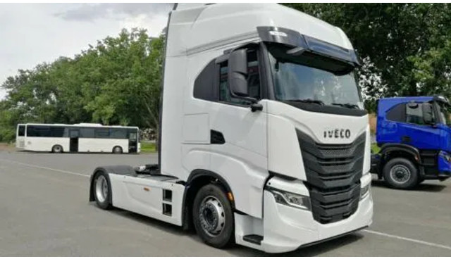 Iveco S-WAY AS440S48T | Leasing from €1744/month - Çekici: fotoğraf 3 Iveco S-WAY AS440S48T | Leasing from €1744/month - Çekici: fotoğraf 3
