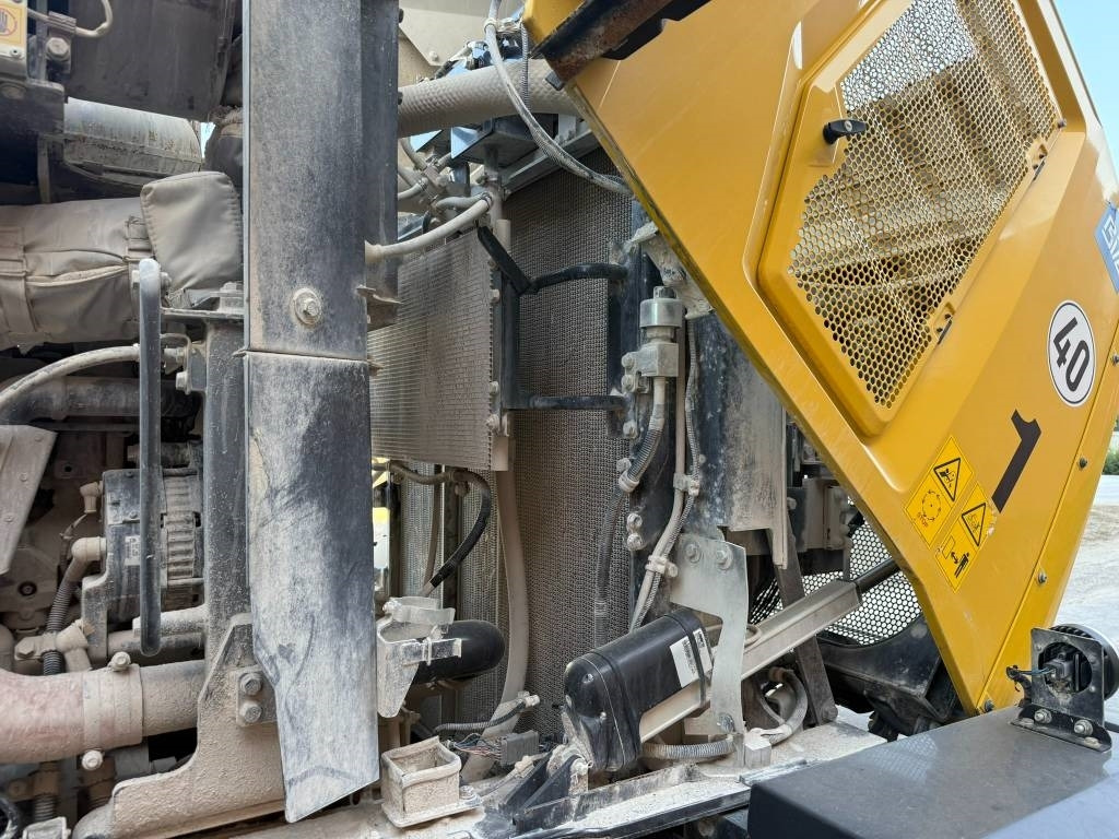 Tekerlekli yükleyici KOMATSU WA475-10EO: fotoğraf 16 Tekerlekli yükleyici KOMATSU WA475-10EO: fotoğraf 16