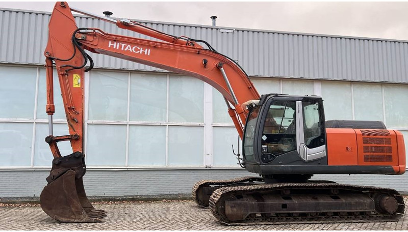 Hitachi ZX 250 LC N-3 - Paletli ekskavatör: fotoğraf 2 Hitachi ZX 250 LC N-3 - Paletli ekskavatör: fotoğraf 2