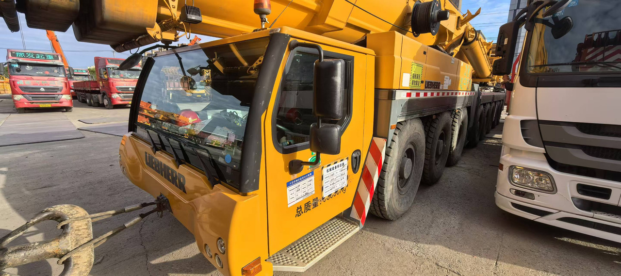 LIEBHERR Second Hand Truck Mounted Crane LTM1500-8.1 Heavy Duty Mobile Crane With High Quality - Mobil vinç: fotoğraf 5 LIEBHERR Second Hand Truck Mounted Crane LTM1500-8.1 Heavy Duty Mobile Crane With High Quality - Mobil vinç: fotoğraf 5