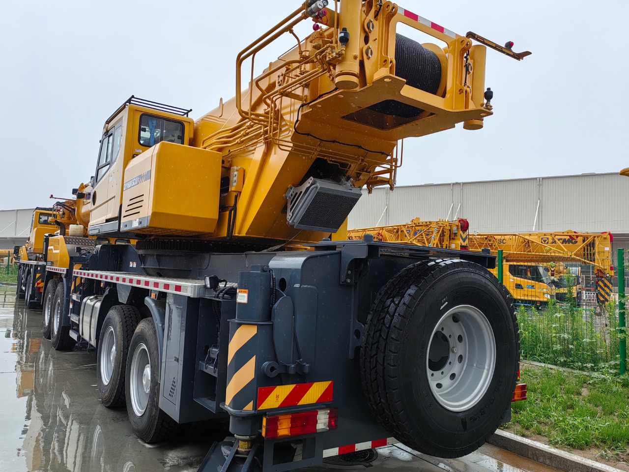XCMG Factory 180 Ton Used QY180K5C Telescopic Boom Truck Mounted Crane Price List - Mobil vinç: fotoğraf 5 XCMG Factory 180 Ton Used QY180K5C Telescopic Boom Truck Mounted Crane Price List - Mobil vinç: fotoğraf 5