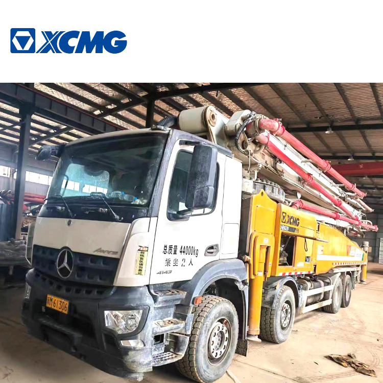 XCMG HB62V Used Swching Concrete Pump Boom Truck in Good Condition - Mobil beton pompası: fotoğraf 1 XCMG HB62V Used Swching Concrete Pump Boom Truck in Good Condition - Mobil beton pompası: fotoğraf 1
