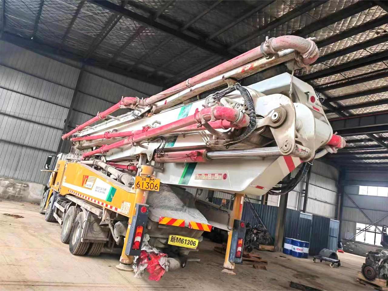 XCMG HB62V Used Swching Concrete Pump Boom Truck in Good Condition - Mobil beton pompası: fotoğraf 3 XCMG HB62V Used Swching Concrete Pump Boom Truck in Good Condition - Mobil beton pompası: fotoğraf 3