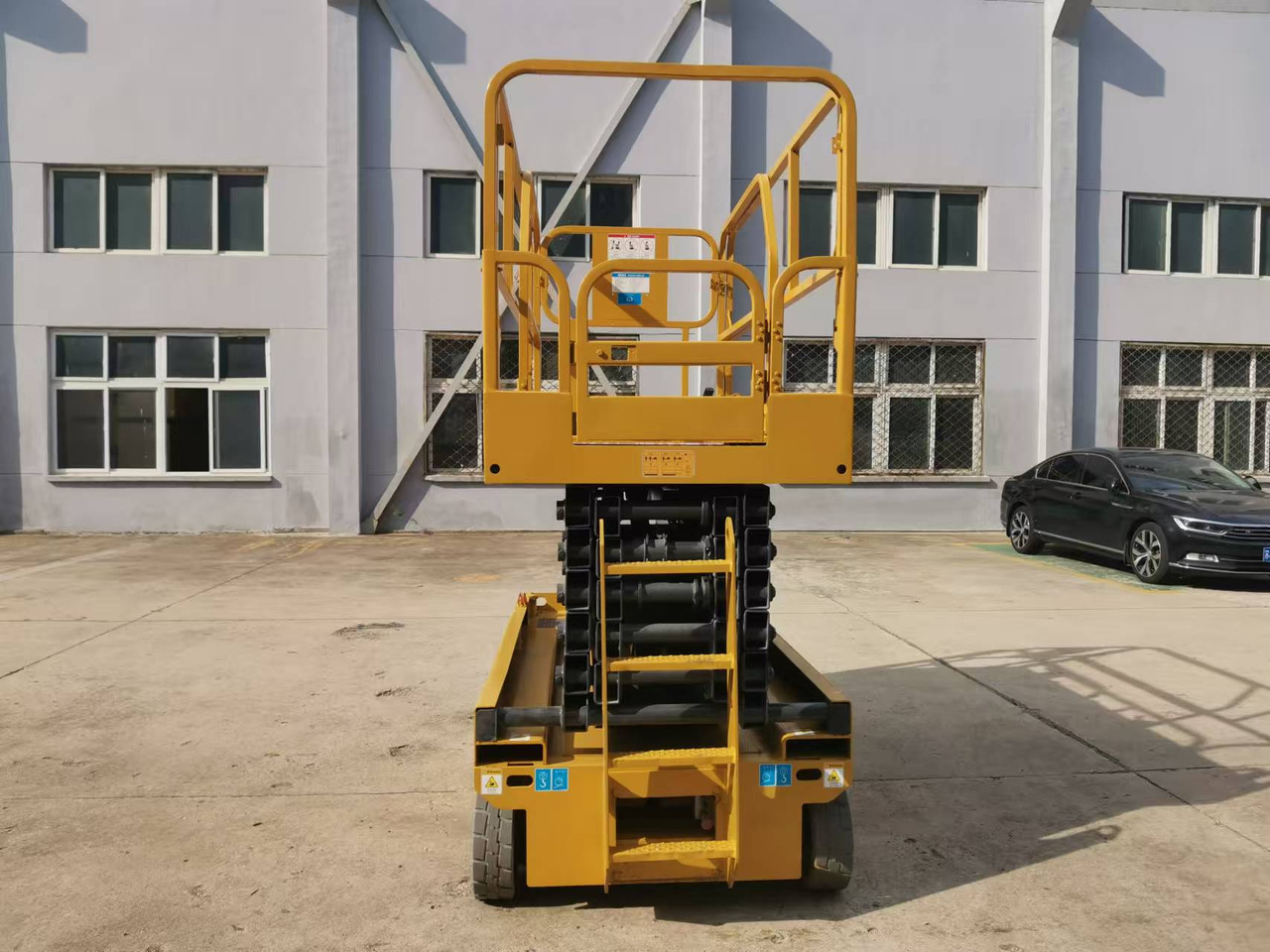 XCMG Official 12m Used Self Propelled Scissor Lift GTJZ1212 Aerial Work Platforms For Sale - Makasli platform: fotoğraf 2 XCMG Official 12m Used Self Propelled Scissor Lift GTJZ1212 Aerial Work Platforms For Sale - Makasli platform: fotoğraf 2