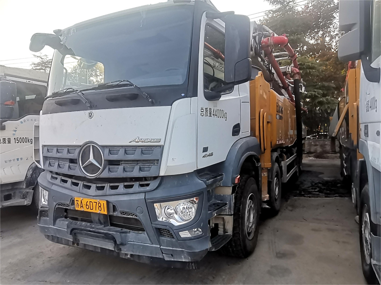 XCMG Official HB62V Second Hand Concrete Pump Truck 62m Truck-mounted Concrete Pump Price - Mobil beton pompası: fotoğraf 2 XCMG Official HB62V Second Hand Concrete Pump Truck 62m Truck-mounted Concrete Pump Price - Mobil beton pompası: fotoğraf 2
