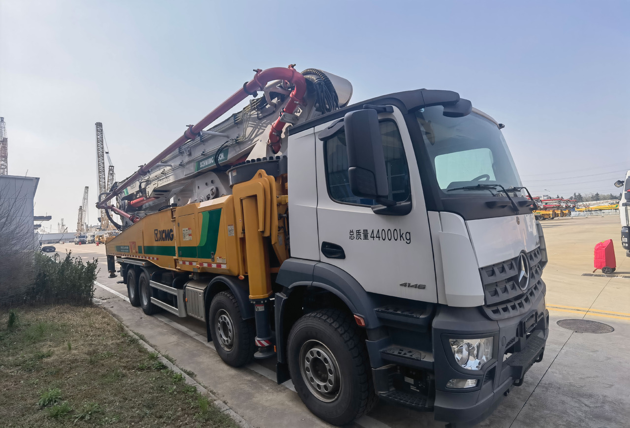 XCMG Official Schwing Concrete Pump HB62V Used Telescopic Concrete Pump Truck Price - Mobil beton pompası: fotoğraf 4 XCMG Official Schwing Concrete Pump HB62V Used Telescopic Concrete Pump Truck Price - Mobil beton pompası: fotoğraf 4