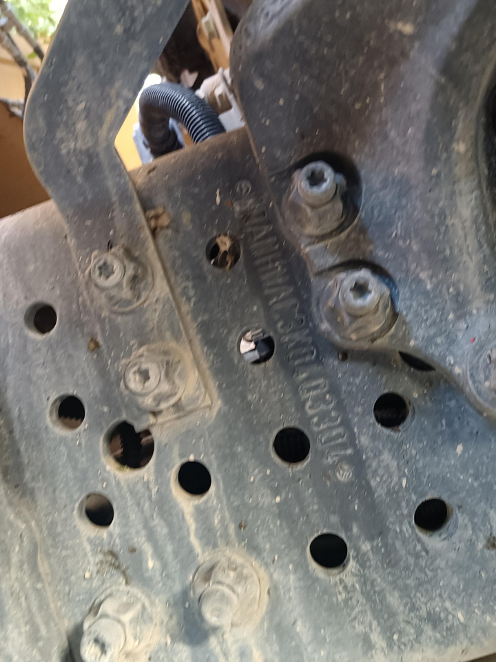 XCMG Official Second Hand Cement Pump Truck HB62V 62m Concrete Pump Truck Price List - Mobil beton pompası: fotoğraf 5 XCMG Official Second Hand Cement Pump Truck HB62V 62m Concrete Pump Truck Price List - Mobil beton pompası: fotoğraf 5