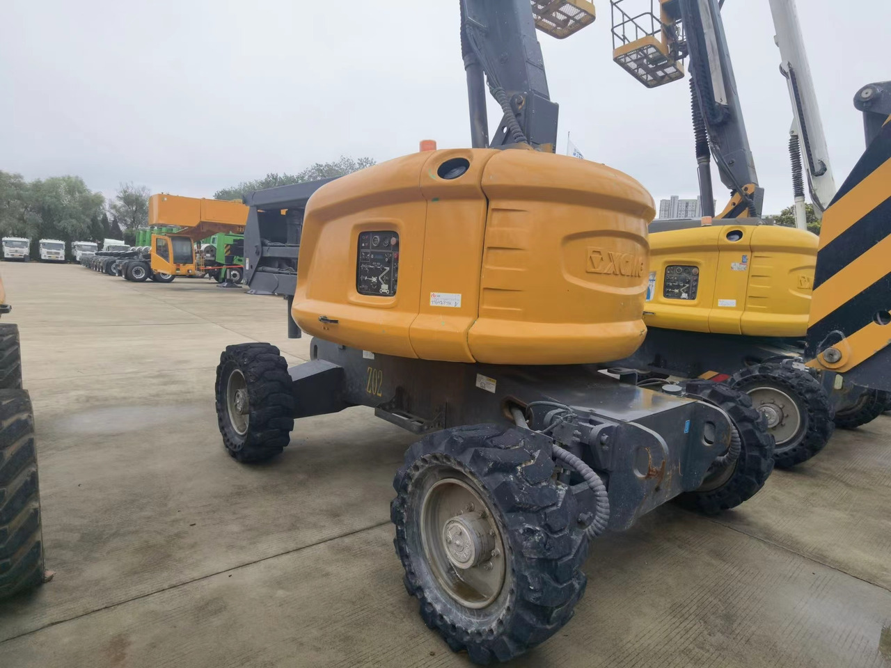 XCMG Official Used Aerial Work Platform Lift GTBZ18A1 18m Cherry Picker Boom Lift Hot Sale - Eklemli platform: fotoğraf 3 XCMG Official Used Aerial Work Platform Lift GTBZ18A1 18m Cherry Picker Boom Lift Hot Sale - Eklemli platform: fotoğraf 3