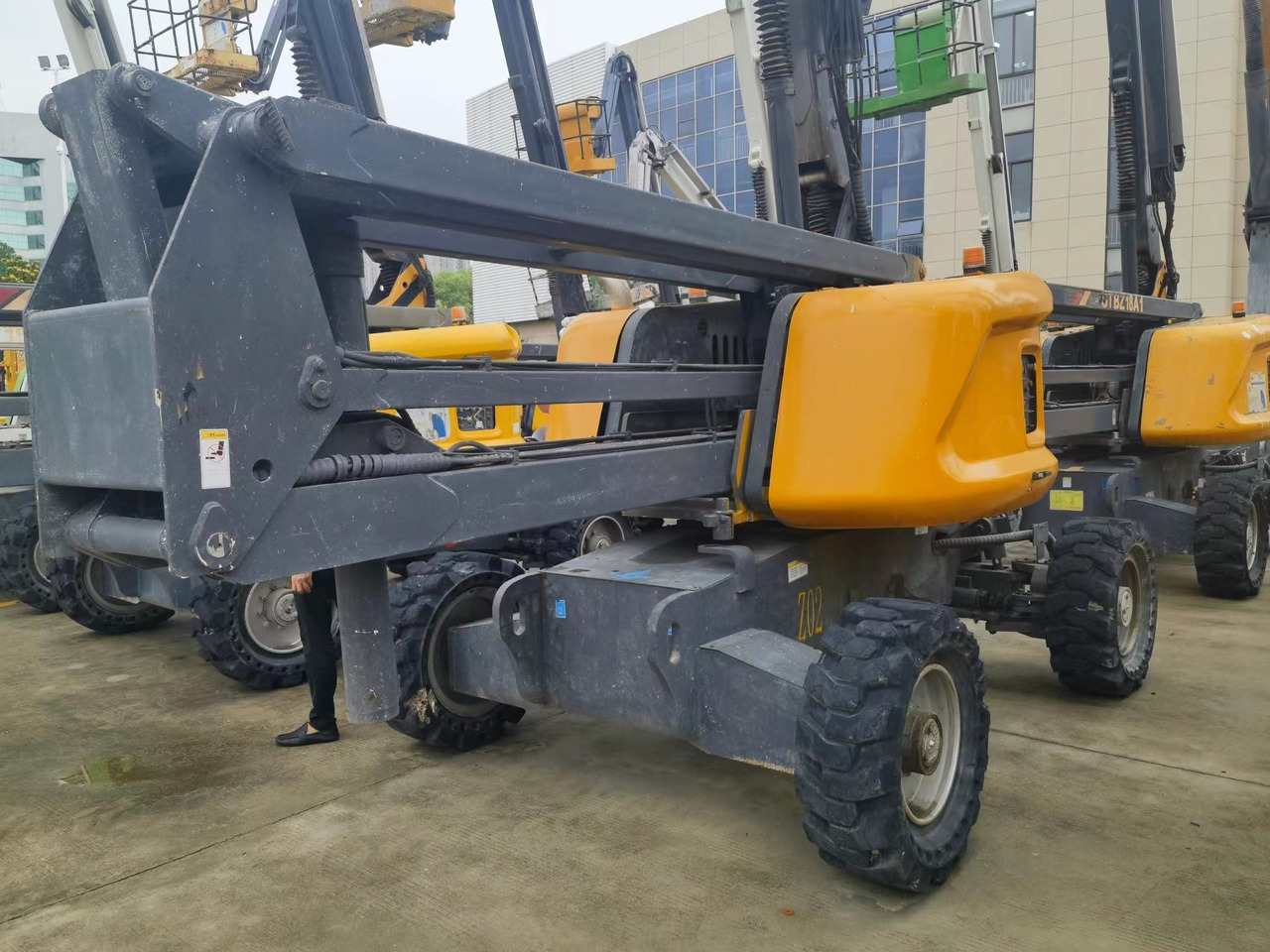 XCMG Official Used Aerial Work Platform Lift GTBZ18A1 18m Cherry Picker Boom Lift Hot Sale - Eklemli platform: fotoğraf 2 XCMG Official Used Aerial Work Platform Lift GTBZ18A1 18m Cherry Picker Boom Lift Hot Sale - Eklemli platform: fotoğraf 2