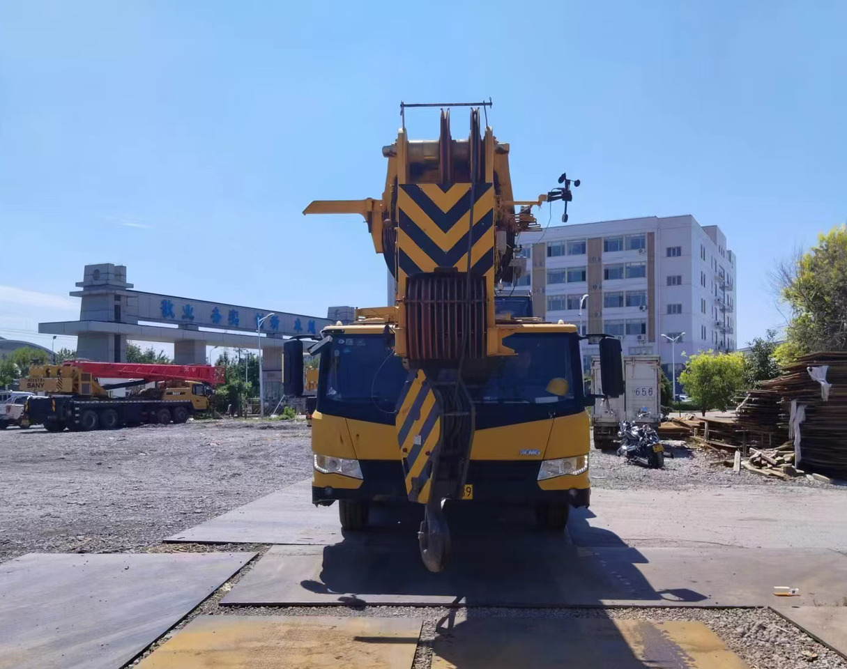 XCMG Official Used Truck Lifting Crane XCT110 100 Ton Mobile Crane Price List - Mobil vinç: fotoğraf 3 XCMG Official Used Truck Lifting Crane XCT110 100 Ton Mobile Crane Price List - Mobil vinç: fotoğraf 3