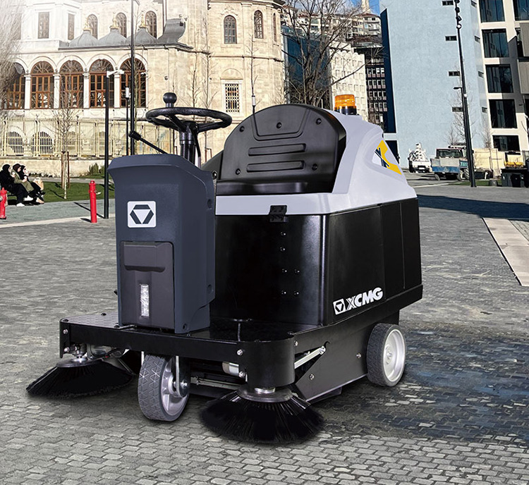XCMG Official XGHD100 Ride on Sweeper and Scrubber Floor Sweeper Machine - Yer süpürme makinası: fotoğraf 2 XCMG Official XGHD100 Ride on Sweeper and Scrubber Floor Sweeper Machine - Yer süpürme makinası: fotoğraf 2