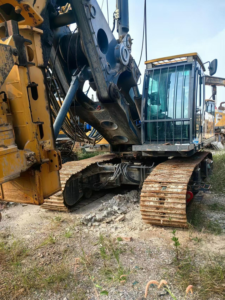 XCMG Official XR160E 56m Depth Hydraulic Borehole Drilling Rig Machine Rotary Piling - Burgu makinesi: fotoğraf 4 XCMG Official XR160E 56m Depth Hydraulic Borehole Drilling Rig Machine Rotary Piling - Burgu makinesi: fotoğraf 4