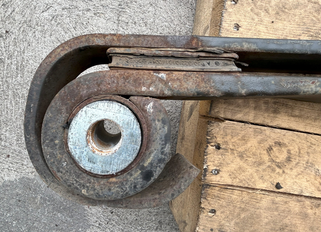 DAF 2-LEAF SPRING DAF XF 106 LIFT - Yay süspansiyonu: fotoğraf 2 DAF 2-LEAF SPRING DAF XF 106 LIFT - Yay süspansiyonu: fotoğraf 2