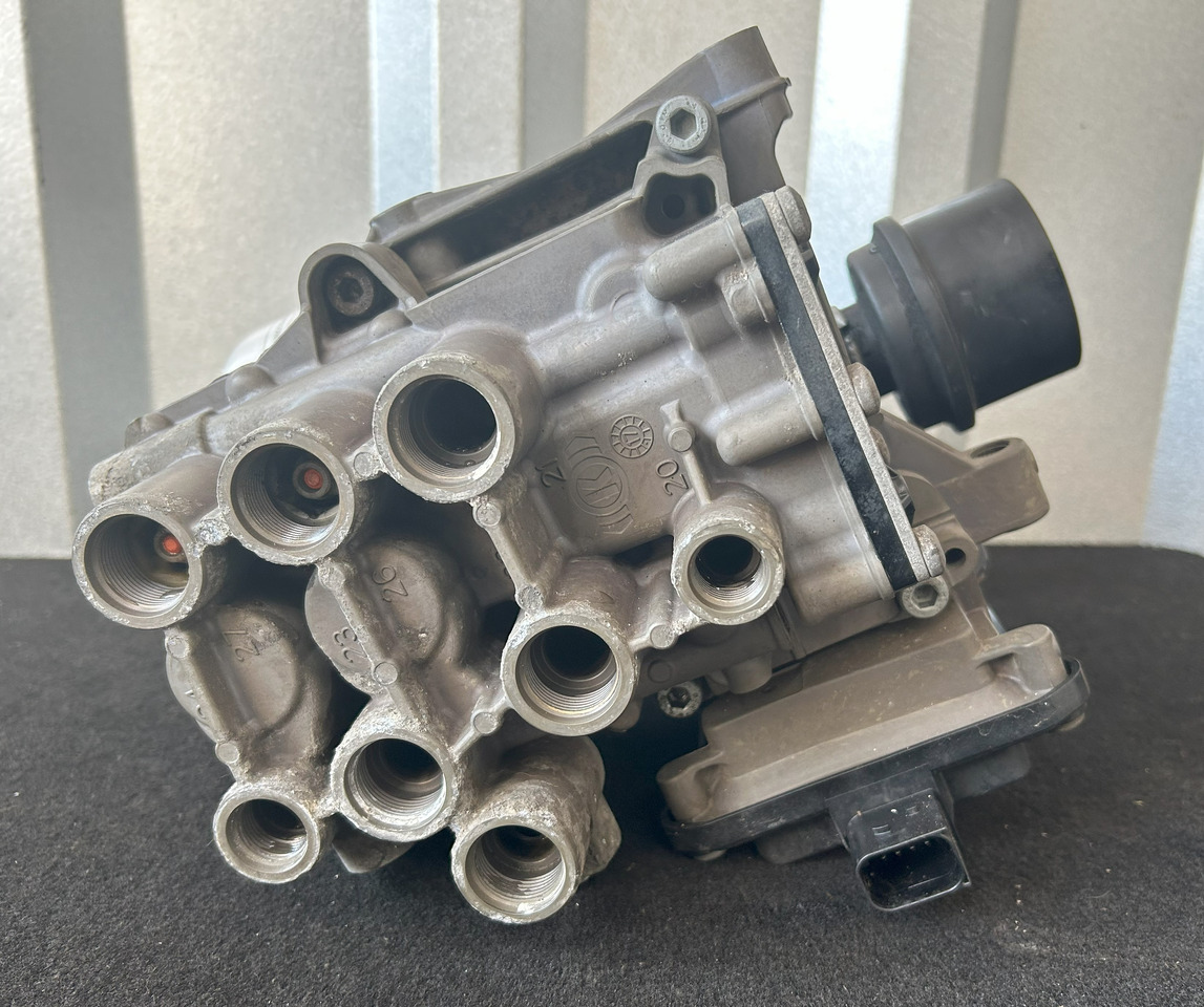 DAF XF 106 480 APU KIT ZEL2100 2027747 ( ELA1000 + AE6000) - Fren valfi: fotoğraf 4 DAF XF 106 480 APU KIT ZEL2100 2027747 ( ELA1000 + AE6000) - Fren valfi: fotoğraf 4