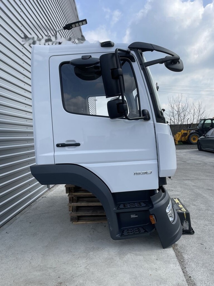 FRONT BUMPER COMPLETE EXTRA COST 700EU Mercedes-Benz ATEGO Euro 6 Mercedes-Benz 1523 L, 1524 L, 1527 L, 1530 - Kabin - Kamyon: fotoğraf 3 FRONT BUMPER COMPLETE EXTRA COST 700EU Mercedes-Benz ATEGO Euro 6 Mercedes-Benz 1523 L, 1524 L, 1527 L, 1530 - Kabin - Kamyon: fotoğraf 3