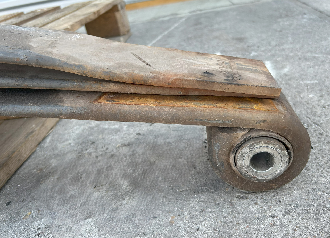 MERCEDES-BENZ 3-LEAF SPRING FRONT FOR MERCEDES AROCS MP4 - Yay süspansiyonu: fotoğraf 2 MERCEDES-BENZ 3-LEAF SPRING FRONT FOR MERCEDES AROCS MP4 - Yay süspansiyonu: fotoğraf 2